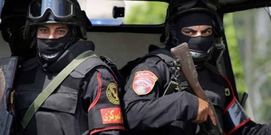 "نشرة منتصف اليوم".. ضبط عصابة تقليد سبائك ذهبية.. وحقيقة تسريب بيانات طلاب وزارة وجامعتين