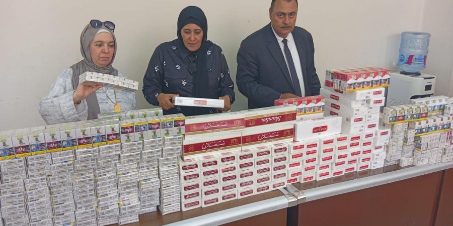 ضربة قوية لتموين الإسماعيلية .. ضبط ٢٧٧٩ علبة سجائر أجنبية مجهولة المصدر قبل ترويجها بالأسواق