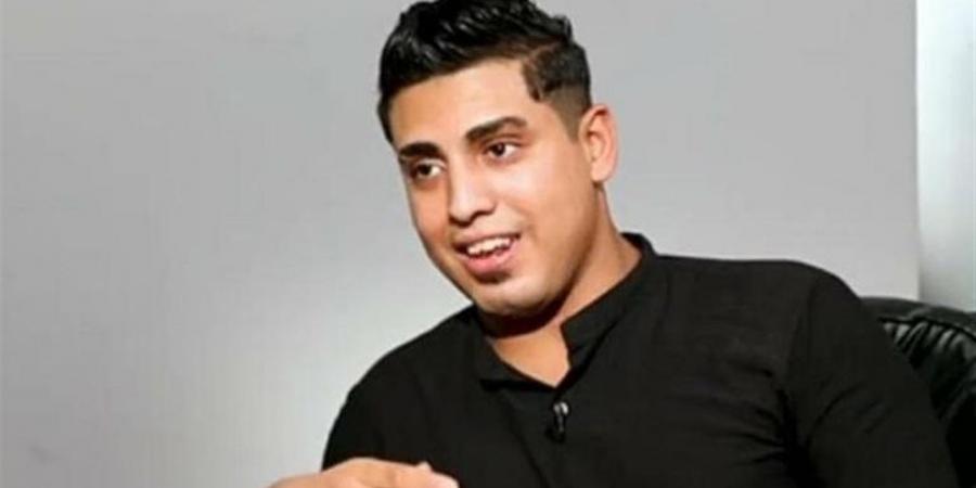 قرار جديد من النيابة في تعدي شقيق كروان مشاكل على والده