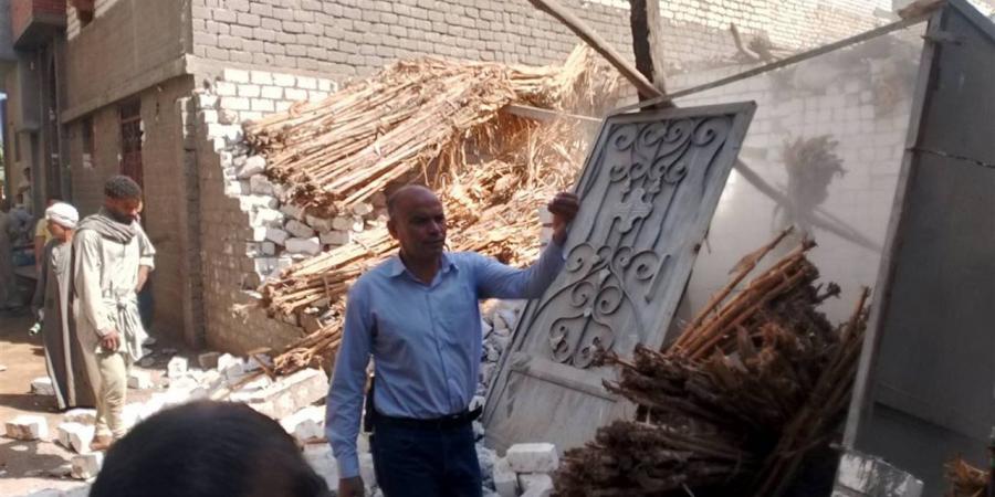 إزالة 14 حالة تعد على الأراضي الزراعية وأملاك الدولة بسمالوط شمال المنيا