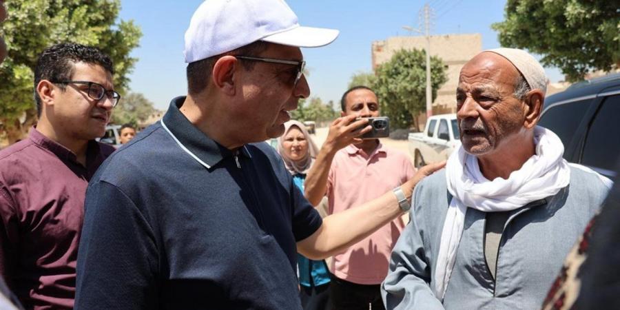 محافظ المنيا يلتقي أهالي قريتي تل بني عمران والحاج قنديل بديرمواس