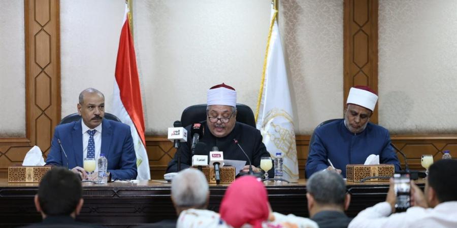 الرعاية الصحية والتصحيح واختيار المراقبين.. توضيح استفسارات بشأن امتحانات الثانوية الأزهرية
