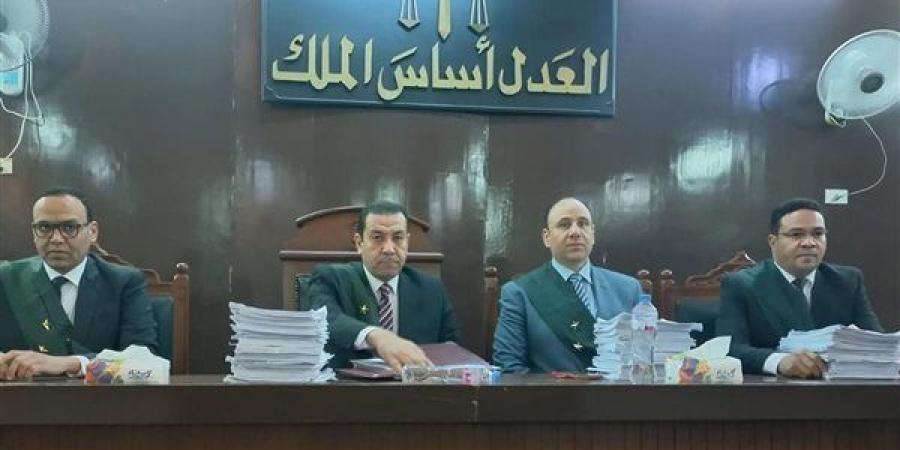 الإعدام لسائق والمشدد 10سنوات لآخر لقتلهم شخص والشروع فى قتل آخرين بقنا