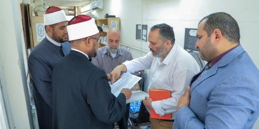 أمين البحوث الإسلامية يؤكد أهمية تطوير الخدمات وتعزيز وصول الإصدارات للجمهور