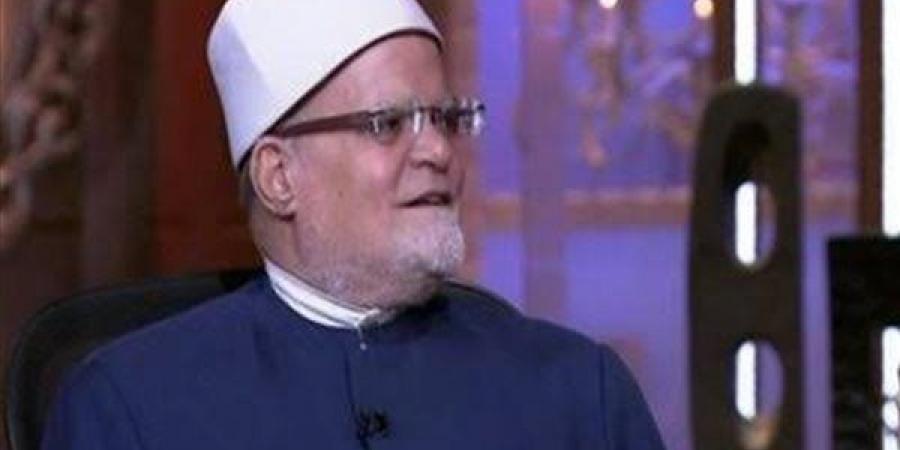 ماذا يفعل المسلم إذا بدأت إقامة الصلاة وهو يصلى النافلة؟