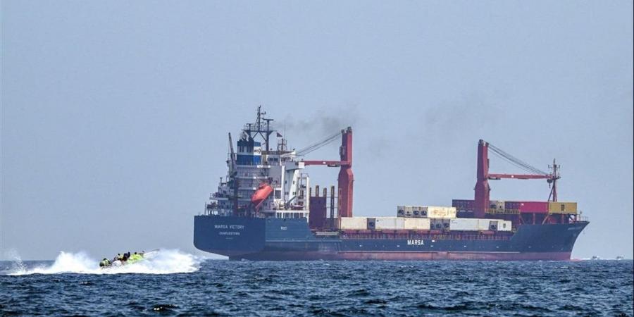 العالم يبحث عن بدائل مضيق هرمز.. وتخوفات من وصول الأزمة للسلع الاستراتيجية