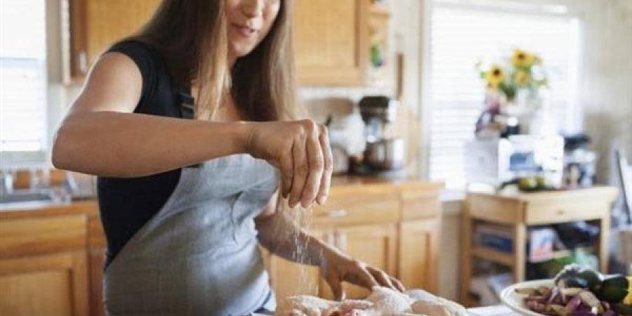 لماذا تزداد الرغبة في تناول الأطعمة المالحة أحيانًا؟