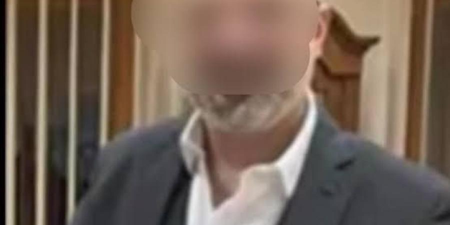 كارثة جديدة عن طبيب القلب المزيف تهز السوشيال ميديا (تفاصيل)
