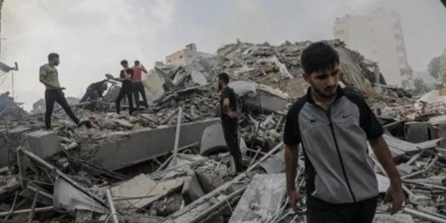 إصابات بسبب غارة إسرائيلية على منطقة المواصي بقطاع غزة