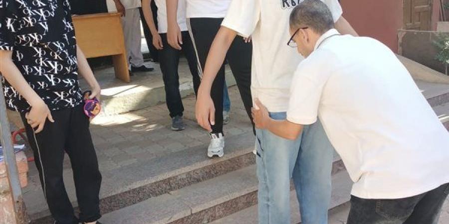ألف طالب يبدؤون امتحانات الإعدادية بالغربية