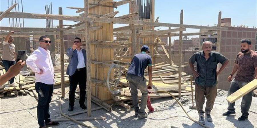 حملات مكثفة بالمنطقة الشرقية في القاهرة لمواجهة الإشغالات ومخالفات البناء