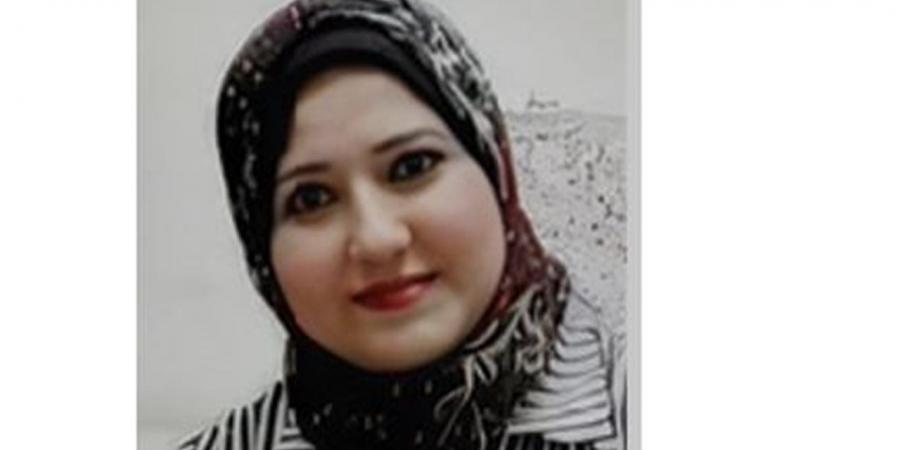 لنصفين..