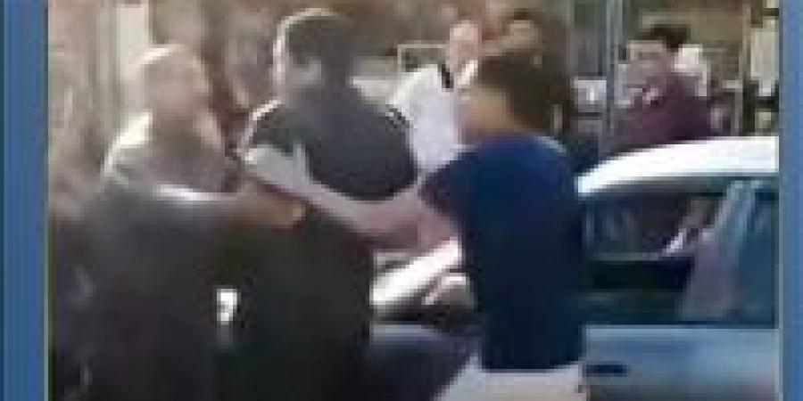 أولوية المرور أشعلت الأزمة.. إحالة ضابط للتحقيق بعد مشادة مع مواطن بالمنوفية