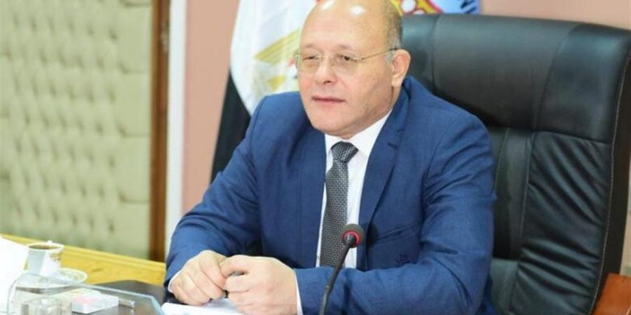 رئيس جامعة سوهاج: تطبيق اختبارات إلكترونيا بـ8 كليات.. ومركز متكامل يتيح امتحانا متزامنا لـ3200 طالب