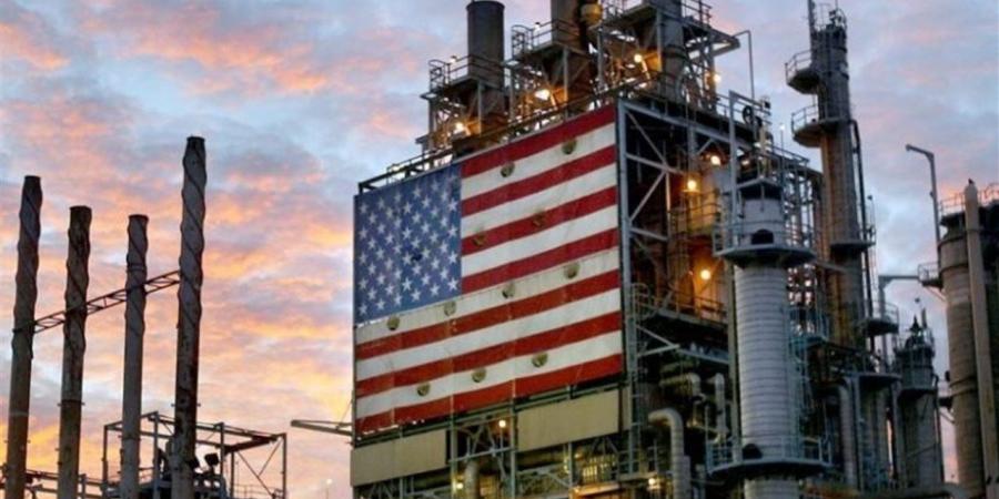 النفط الأمريكي يقفز 3.6% أسبوعيًا إلى 90.5 دولار وسط تقلبات عالمية