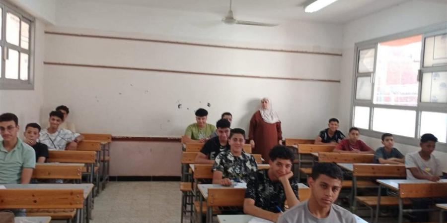 تداول ورق امتحان الفيزياء للدبلومات الفنية الصناعية.. والتعليم تحقق في الواقعة