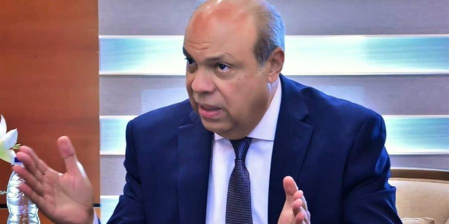"الحفني" يستعرض أمام "الشيوخ" استراتيجية الوزارة لتعزيز كفاءة واستدامة قطاع الطيران