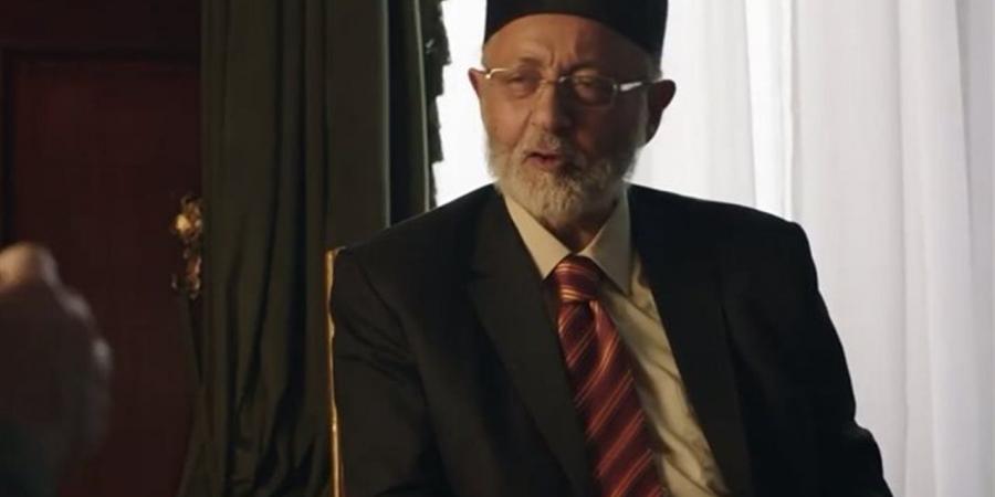 التهاب رئوي حاد.. تفاصيل الساعات الأخيرة والوعكة الحرجة في حياة عبد العزيز مخيون