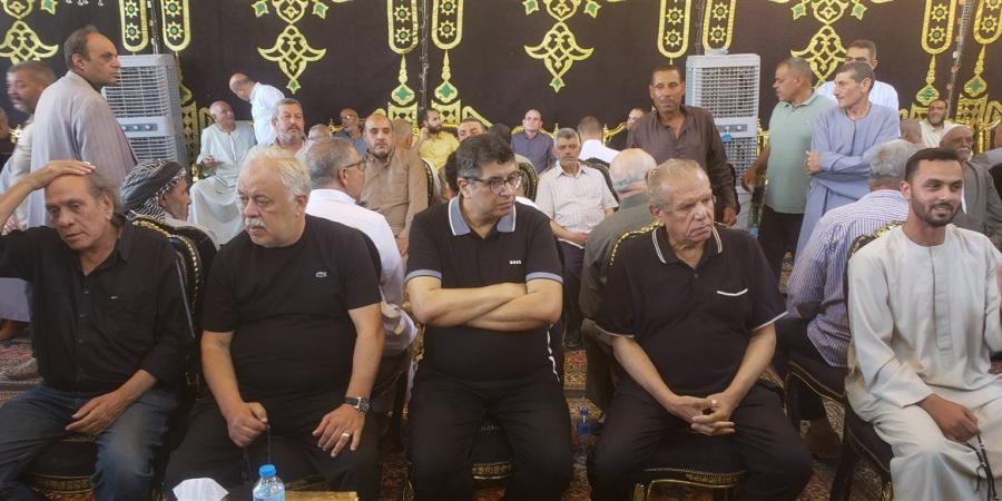 الآلاف يشيعون جثمان الراحل عبد العزيز مخيون بمسقط رأسه في أبو حمص
