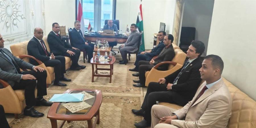 رئيس قضايا الدولة يجري زيارة ميدانية لفرع الهيئة بمطروح