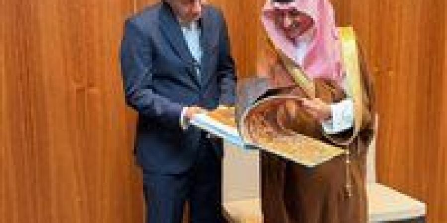 وزير السياحة والآثار يبحث مع نظيره السعودي تعزيز التعاون السياحي بين البلدين