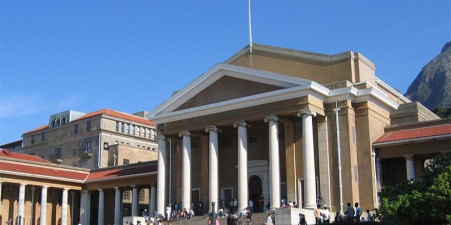 جامعة كيب تاون تخسر 15 مليون دولار من التمويل بعد تبني مواقف داعمة لغزة