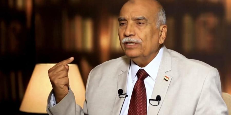 اللواء نصر سالم: استمرار المباحثات الأمريكية الإيرانية يصاحبه "صوت المدافع والقنابل"