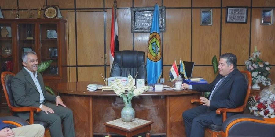 اجتماع تنسيقي بين جامعة الأزهر ومؤسسة شباب القادة لبحث سبل تمكين الطالبات