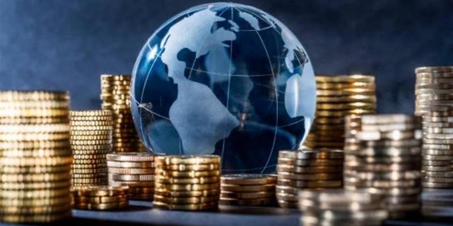 تقرير: الخوف يسيطر على المستثمرين بعد تبادل الضربات الأمريكية الإيرانية