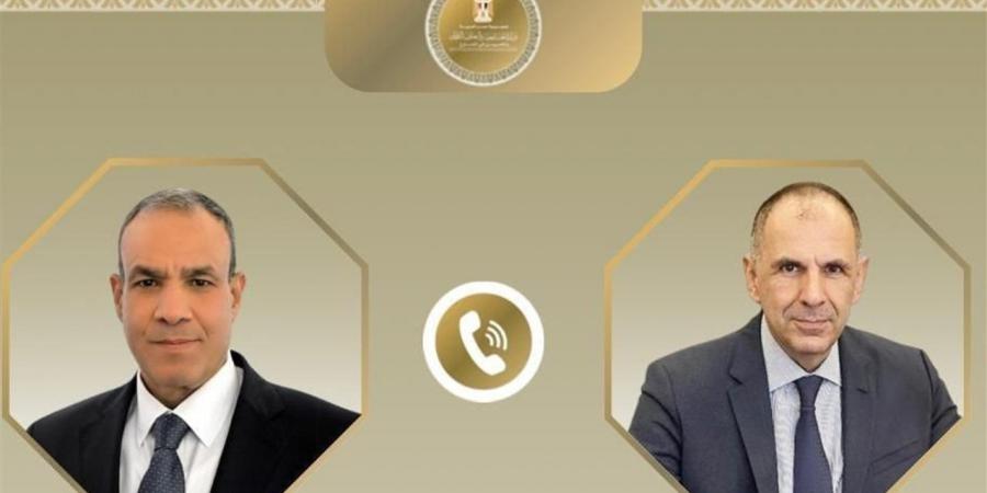 وزير الخارجية ونظيره اليوناني يبحثان التطورات الإقليمية