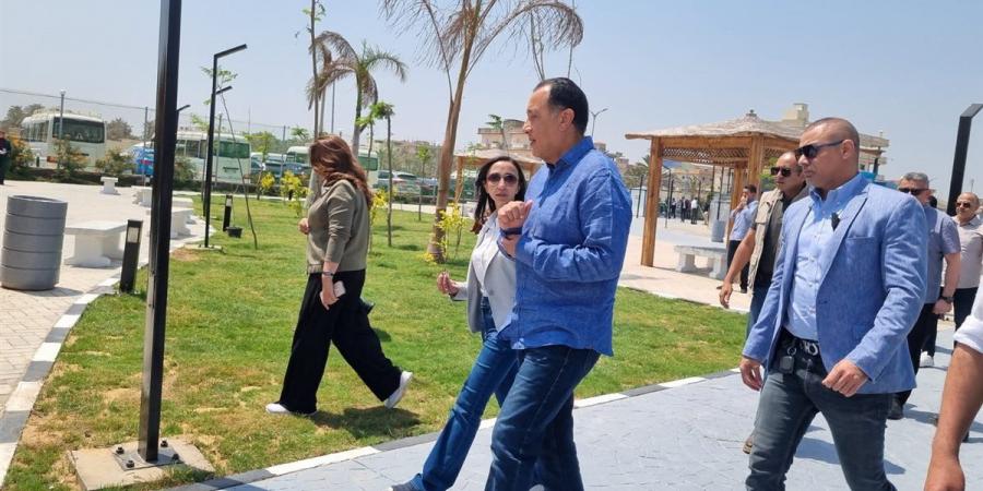 رئيس الوزراء يبدأ جولته لتفقد مشروعات خدمية وتنموية بالبحيرة