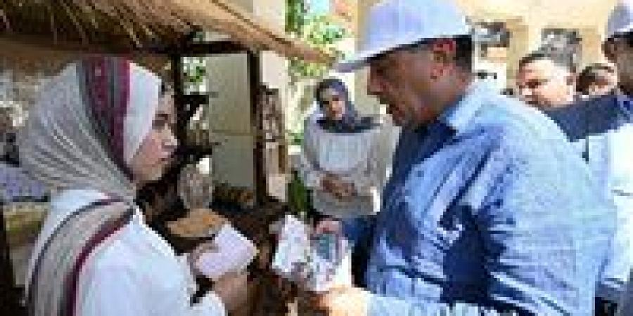 رئيس الوزراء : الحكومة تُولي اهتمامًا بالغًا بدعم وتشجيع المقاصد السياحية بمُختلف المحافظات