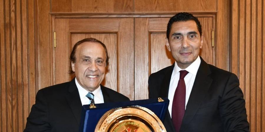 وزير الرياضة يستقبل اتحاد الدارتس لمتابعة الاستعدادات لاستضافة مصر لكأس العالم