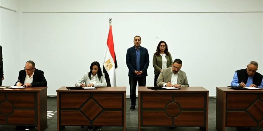 رئيس الوزراء يشهد مراسم توقيع مذكرة تفاهم بشأن مشروع توثيق التراث بمدينة رشيد