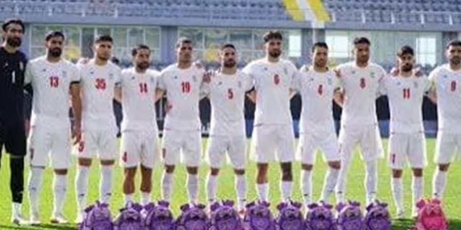 المنتخب الإيراني يستعد لمباراة كأس العالم في ملعب سوفي محملًا بآثار الحرب