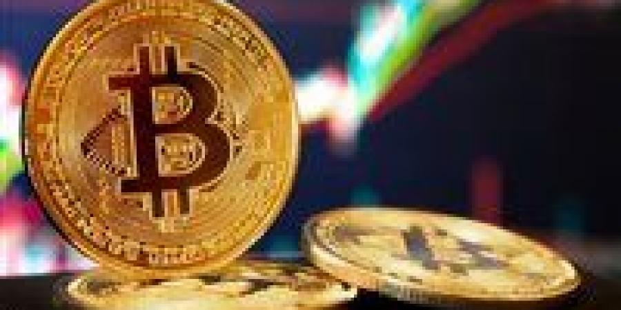 بيتكوين في مفترق طرق.. كيف تفاعلت العملات المشفرة مع المتغيرات الأخيرة؟