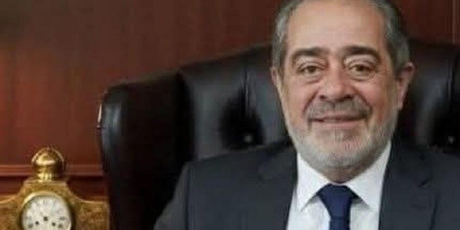 وفاة المخرج السوري أسامة السيد.. وصديقه: خانك قلبك وخانني معك