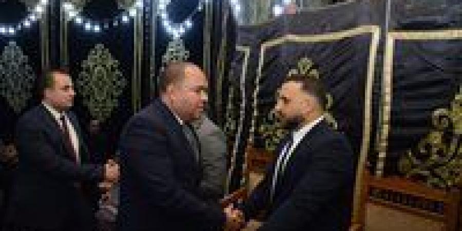 النائب أحمد عصام رئيس برلمانية المؤتمر والنائب سعيد الوسيمي يقدمان واجب العزاء في وفاة الزميل الصحفي مصطفى الشربيني مسؤول ملف البرلمان بموقع تحيا مصر