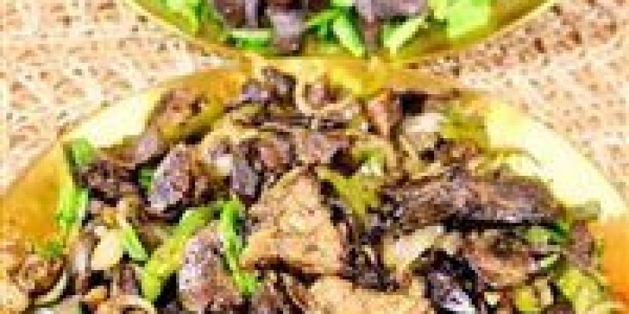 سر الطعم الشعبي الأصيل..والوصفه الصحية بمهارة ..الكبدة الجملي المتسبكة بطعم شهي