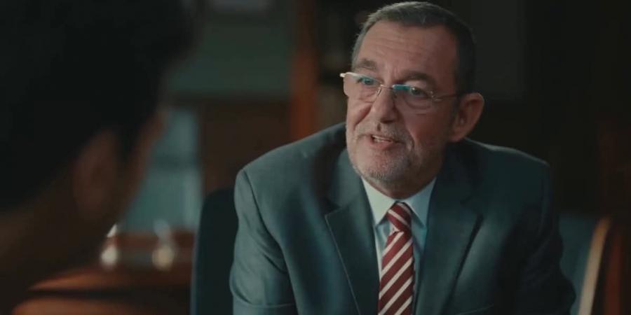 كان متسمك بالحياة.. مشهد مؤثر لـ محمد مرزبان في الحلقة الأخيرة من مسلسل ورد على فل وياسمين