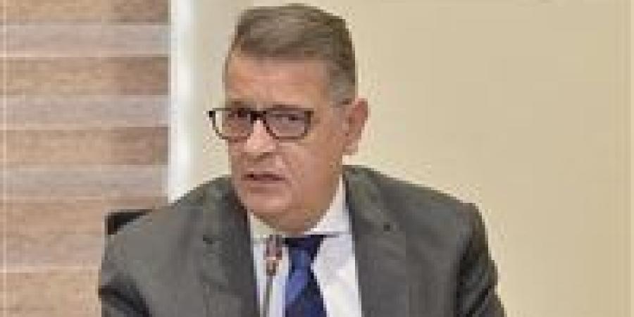 مقدم من النائب طارق رضوان.. رئيس مجلس النواب يحيل مشروع قانون لتعديل أحكام المجلس القومي لحقوق الإنسان إلى اللجنة المختصة