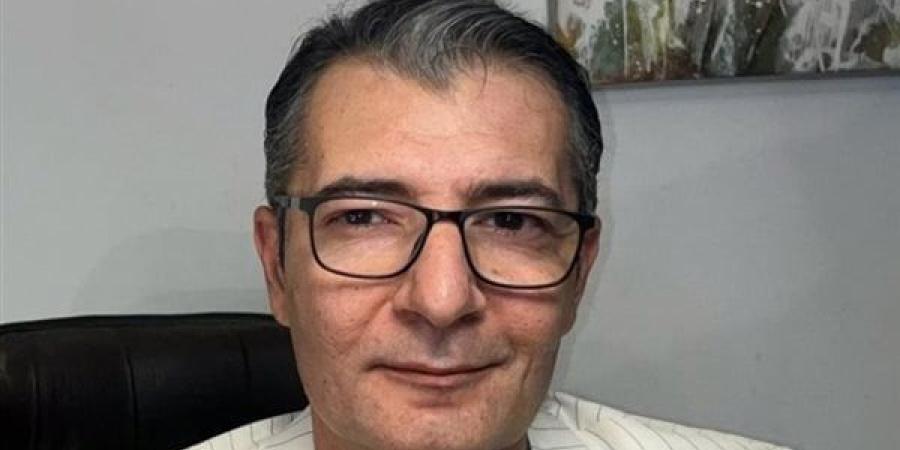 بعد الأدوية والأسمنت.. هل تتجه السيولة إلى البنوك؟ محلل أسواق المال يحذر