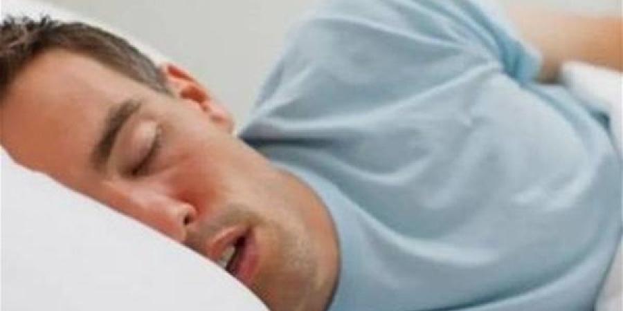 لماذا نشعر بالتعب رغم النوم لساعات طويلة؟