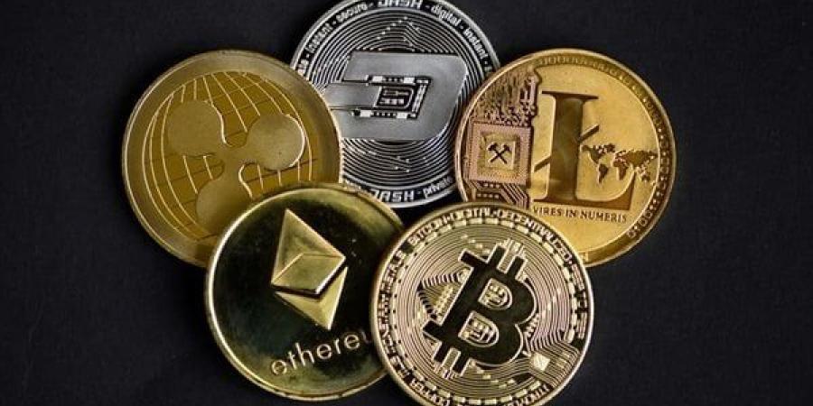 ارتفاع العملات الرقمية المشفرة مع زيادة إقبال المستثمرين وسط التوترات الجيوسياسية