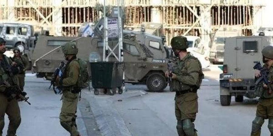 إصابة 4 فلسطينيين في اعتداء مستوطنين بالضفة الغربية