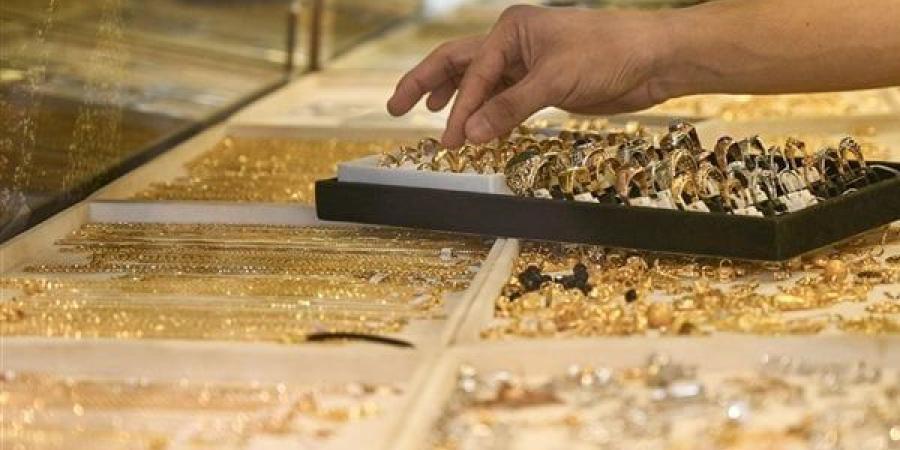 الذهب يهدأ بعد موجة صعود قوية.. ماذا حدث لسعر الجرام اليوم؟