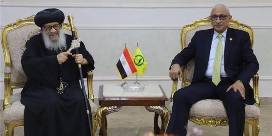 الأنبا قزمان يهنئ محافظ شمال سيناء بالمولد النبوي
