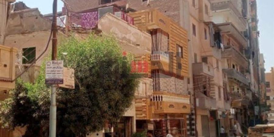 تفاصيل جديدة حول انهيار جزء من عقار شارع سكة سندبسط بزفتى
