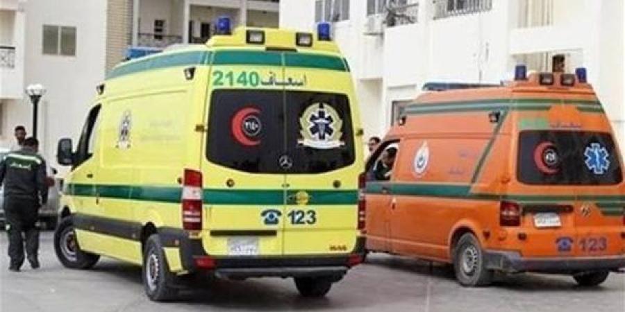 6 مصابين إثر تصادم 3 سيارات أعلى محور 26 يوليو