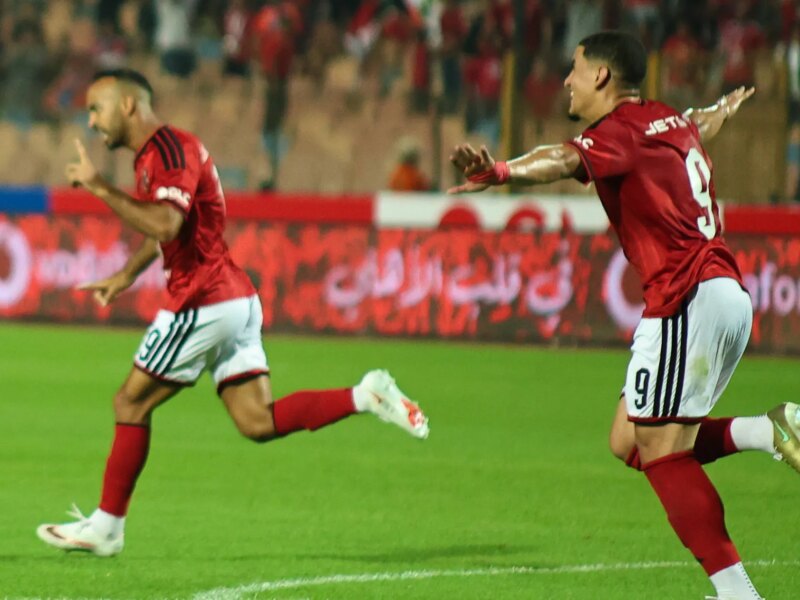 القنوات التي ستبث مباراة زد والأهلي في الدوري المصري 2026-2027 وكيفية مشاهدتها عبر الإنترنت